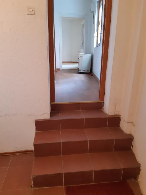 Slika 0 - Vojode Vuka,  Lokal za izdavanje, 50m2, 270€